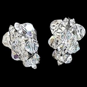 💗 Vintage 60s Faceted AB Glass Austrian Crystal Cluster Clip On Earrings